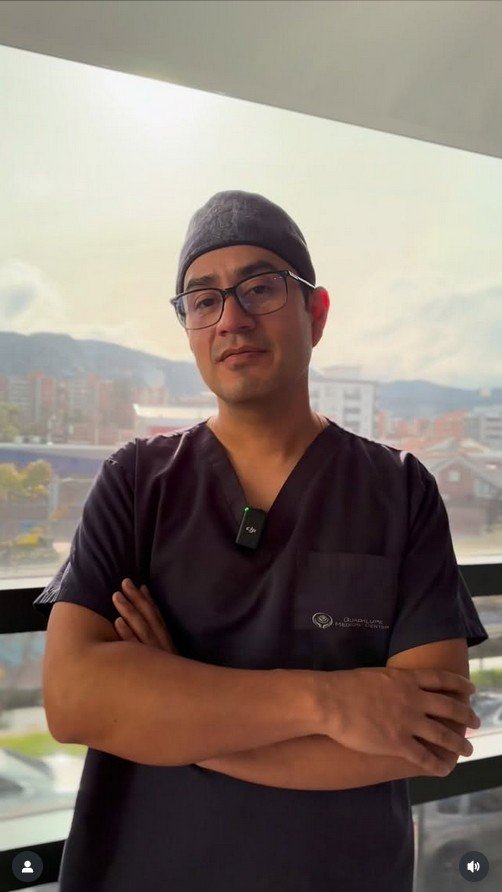 Cirujano plástico en Bogotá Óscar Barón